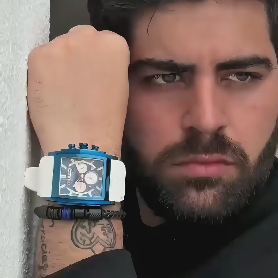 #color_black-and-gold